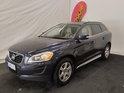 Käytetty Volvo XC60 163 HP (119 kW) 2013 Katumaasturi
