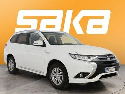 Käytetty 2018 Mitsubishi Outlander P-HEV Intense Katumaasturi | 14 400 €