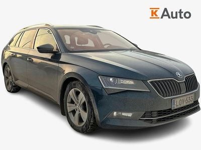 Käytetty Skoda Superb Business Line 150 HP (110 kW) 2019 Sininen Farmari