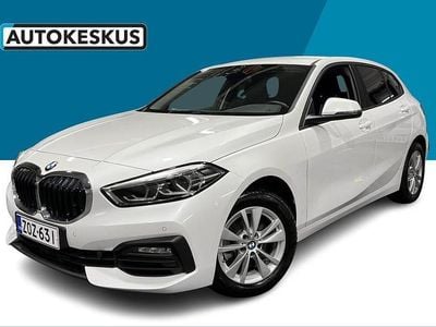 Valkoinen Käytetty 2023 BMW 118 Viistoperä | 25 900 € (Perustarjous)