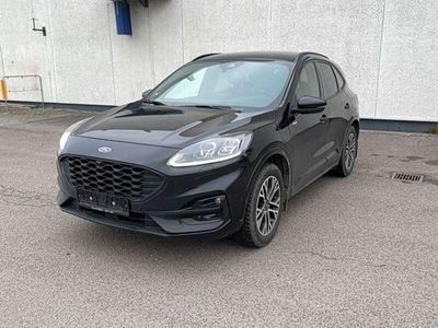 Musta Käytetty 2023 Ford Kuga ST-Line Katumaasturi | 28 490 € (Kallis)