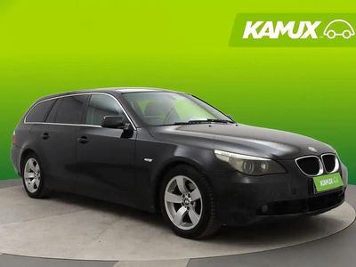 Käytetty BMW 530 218 HP (160 kW) 2005 Musta Farmari