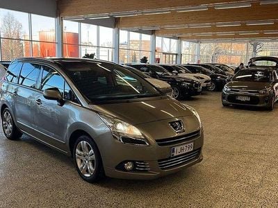 Käytetty Peugeot 5008 Sport 109 HP (80 kW) 2011 Harmaa Tila-auto
