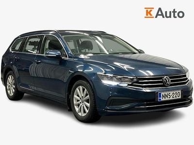 Käytetty VW Passat Comfortline 150 HP (110 kW) 2024 Met. sininen Farmari