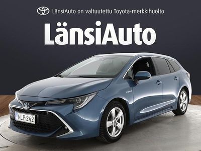 Käytetty Toyota Corolla Plus 122 HP (89 kW) 2019 Sininen Farmari