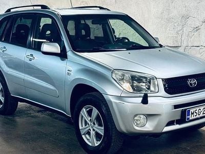 Käytetty 2005 Toyota RAV4 Edition Katumaasturi | 5 695 €