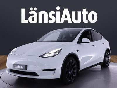 Käytetty 2023 Tesla Model Y RWD Katumaasturi | 31 840 € (Perustarjous)