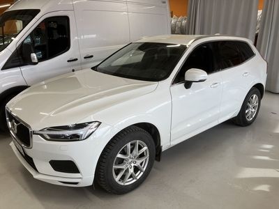 käytetty Volvo XC60 D4 AWD Momentum aut ** Juuri tullut / Jakopää tehty! / Webasto / LED / Navi / Koukku / VOC / Nahat / P. Kamera / Cruise **