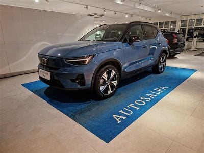 Käytetty Volvo XC40 Plus 300 kW (408 HP) 2023 Sininen Katumaasturi