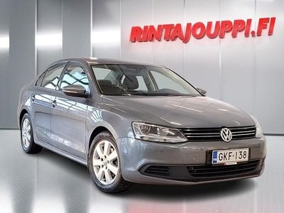 Harmaa Käytetty 2011 VW Jetta Comfortline Sedan | 4 990 € (Perustarjous)