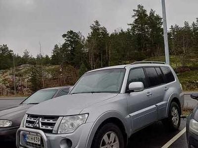 Käytetty 2012 Mitsubishi Pajero Invite Katumaasturi | 19 990 €