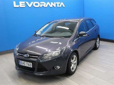 käytetty Ford Focus 2,5 ST 225hv 5-ovinen **SUOMI-AUTO / VÄHÄN AJETTU / HIENO!!**