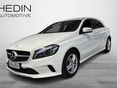 Käytetty Mercedes A180 109 HP (80 kW) 2016 Valkoinen Viistoperä