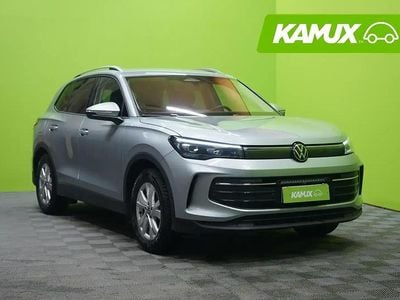 Käytetty VW Tiguan Comfortline 131 HP (96 kW) 2025 Hopea / harmaa Katumaasturi