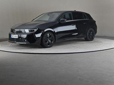 Käytetty Opel Astra Innovation 180 HP (132 kW) 2022 Viistoperä