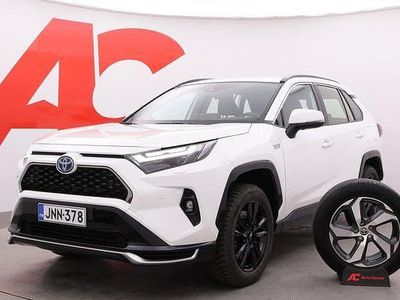 Valkoinen väri Käytetty 2024 Toyota RAV4 Active Katumaasturi | 49 990 € (Hieman kallis)