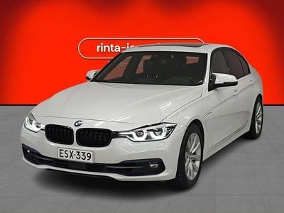 Valkoinen Käytetty 2016 BMW 330e Sedan | 13 490 € (Kallis)