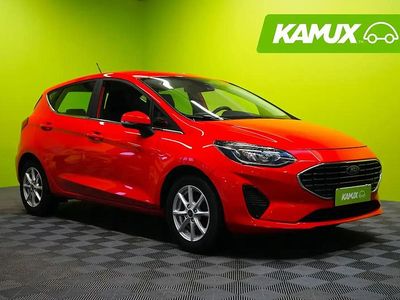 Punainen Käytetty 2023 Ford Fiesta Titanium Sedan | 14 890 € (Hieman kallis)
