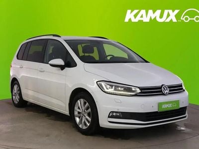 Käytetty VW Touran Comfortline 116 HP (85 kW) 2018 Valkoinen Tila-auto