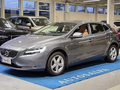 Käytetty Volvo V40 Inscription 122 HP (89 kW) 2018 Farmari