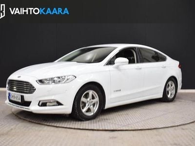 Käytetty Ford Mondeo Titanium 188 HP (138 kW) 2018 Sedan