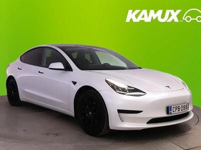 Valkoinen Käytetty 2020 Tesla Model 3 Standard Range Sedan | 21 780 € (Hyvä tarjous)
