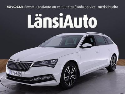 Käytetty Skoda Superb LAURIN & KLEMENT 156 HP (114 kW) 2021 Valkoinen Farmari
