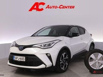 Valkoinen Käytetty 2023 Toyota C-HR Katumaasturi | 31 590 € (Hieman kallis)