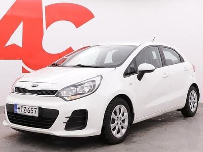 Käytetty Kia Rio LX 84 HP (61 kW) 2016 Valkoinen Viistoperä