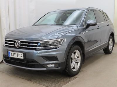 Käytetty VW Tiguan Allspace Comfortline 150 HP (110 kW) 2018 Harmaa Katumaasturi