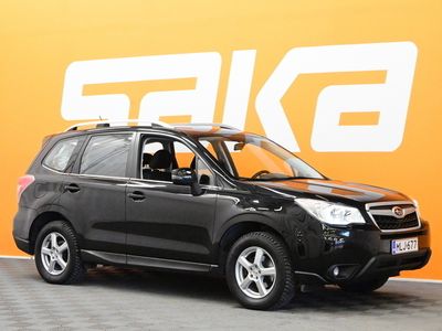 käytetty Subaru Forester 2,0 XS CVT ** Webasto / P.kamera / Sähköpenkit / Koukku **