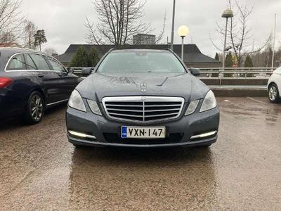 Mercedes E220