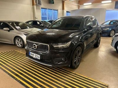 Käytetty 2021 Volvo XC40 Inscription Katumaasturi | 27 800 € (Perustarjous)