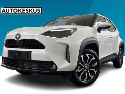 089 platinum pearl w Käytetty 2025 Toyota Yaris Cross Edition Katumaasturi | 30 400 € (Hyvä tarjous)