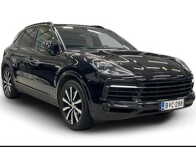 Käytetty Porsche Cayenne 462 HP (339 kW) 2018 Musta Katumaasturi