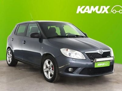 Käytetty Skoda Fabia RS 179 HP (131 kW) 2011 Hopea / harmaa Sedan
