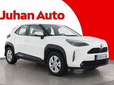 Käytetty Toyota Yaris Cross Active 116 HP (85 kW) 2022 Valkoinen Katumaasturi