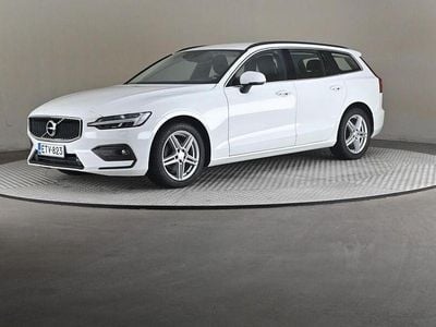Käytetty Volvo V60 Business Edition 197 HP (144 kW) 2021 Farmari