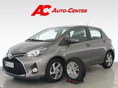 Harmaa Käytetty 2017 Toyota Yaris Hybrid Active Viistoperä | 13 990 € (Perustarjous)
