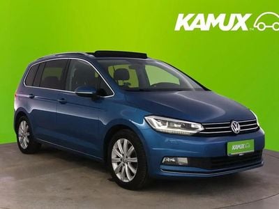 Käytetty VW Touran Highline 116 HP (85 kW) 2017 Sininen Tila-auto