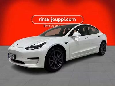 Valkoinen Käytetty 2020 Tesla Model 3 Standard Range Plus Sedan | 18 150 € (Perustarjous)