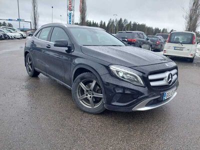 käytetty Mercedes GLA200 Glad 4MATIC Farmari (AC) 5ov 2143cm3 A - 3kk lyhennysvapaa