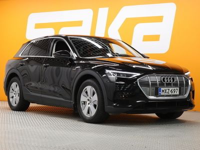 käytetty Audi e-tron 55 quattro ** ACC / Koukku / Ilma-alusta / Tutkat / Merkkikirja / MMI-Navi / 1.om Suomi-auto / ALV / Lisälämmitin / **