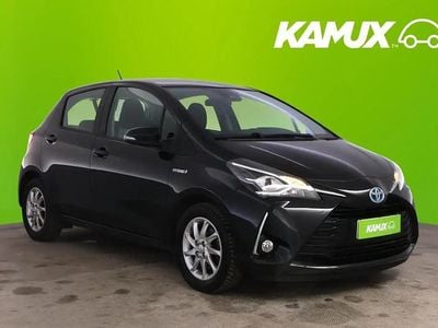 Musta Käytetty 2017 Toyota Yaris Hybrid Edition Sedan | 14 390 € (Perustarjous)