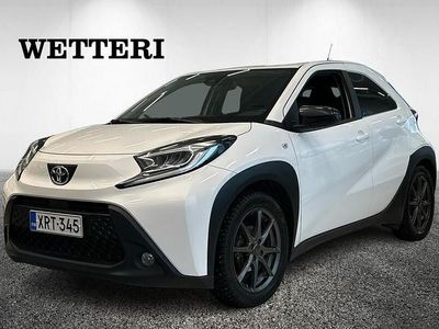 Käytetty 2023 Toyota Aygo X Multidrive S Katumaasturi | 13 880 € (Perustarjous)