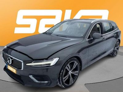 Käytetty Volvo V60 Business Edition 340 HP (250 kW) 2022 Farmari
