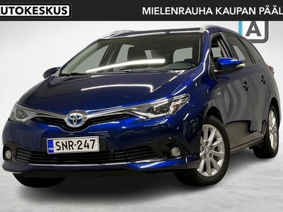 käytetty Toyota Auris Touring Sports 1,8 Hybrid Edition