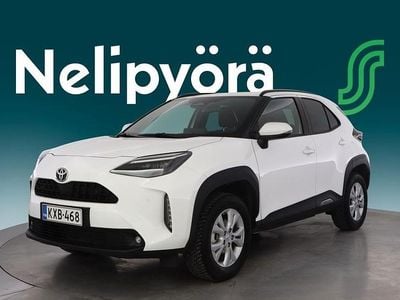 Käytetty Toyota Yaris Cross Plus 116 HP (85 kW) 2025 Valkoinen Katumaasturi