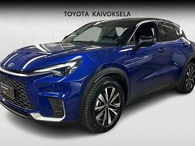 Käytetty Lexus LBX Launch Edition 136 HP (100 kW) 2025 Sininen Katumaasturi
