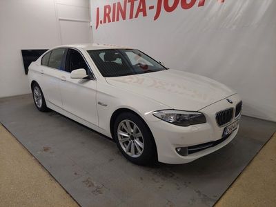 käytetty BMW 520 A F10 Sedan Business - Suomi-auto, Huoltomuistio, Vn-säädin, 2x renkaat erikoisvanteilla, Xenon-valot - Ilmainen kotiintoimitus!